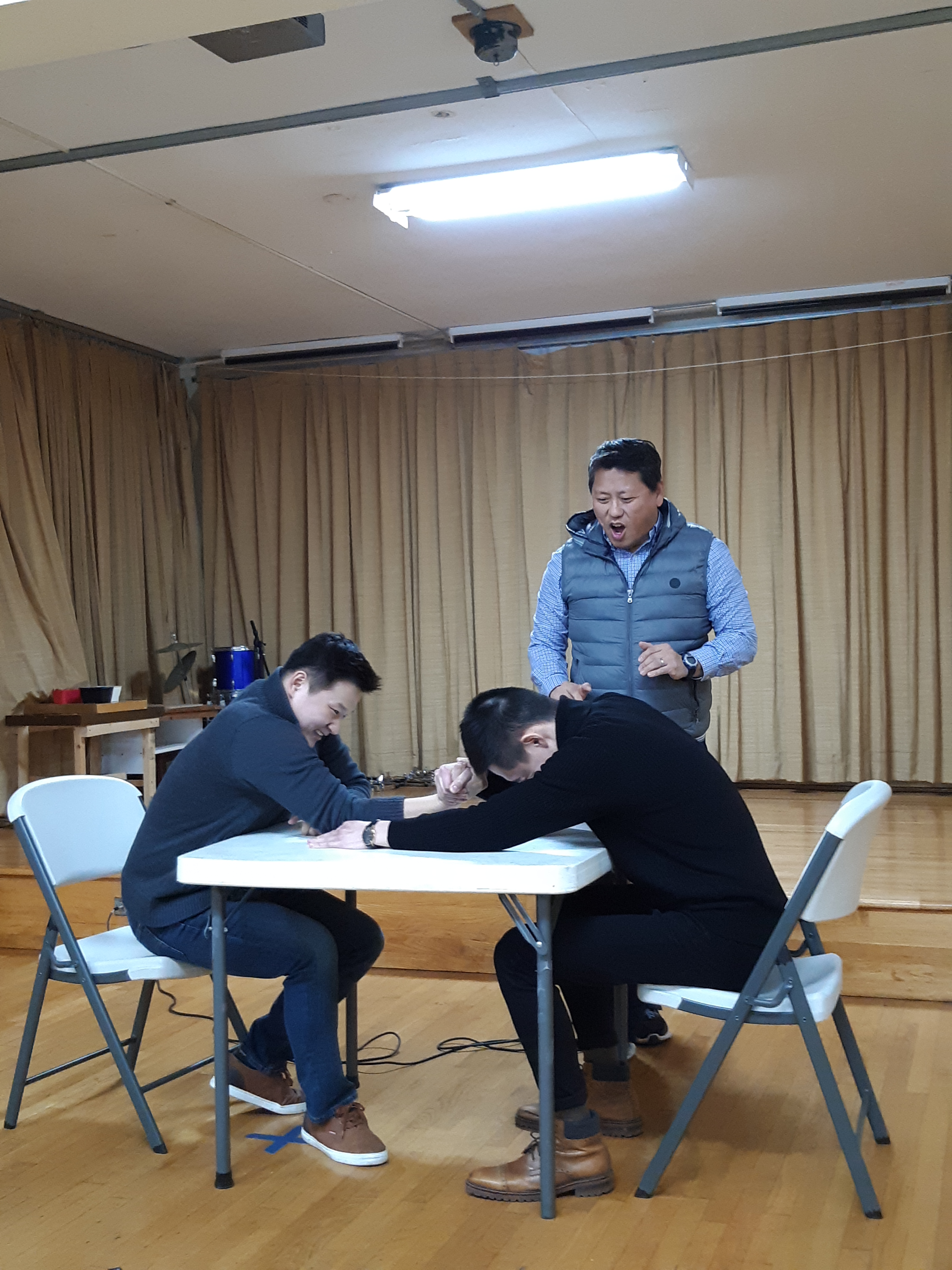 청년파티.jpg